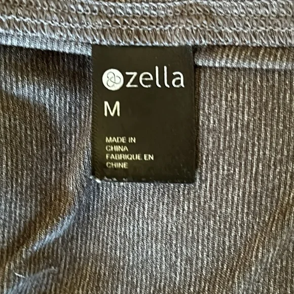 Zella Women's Top Activewear/Performance Long Sleeves With Thumb Holes Med. Gray - Picture 11 of 13
